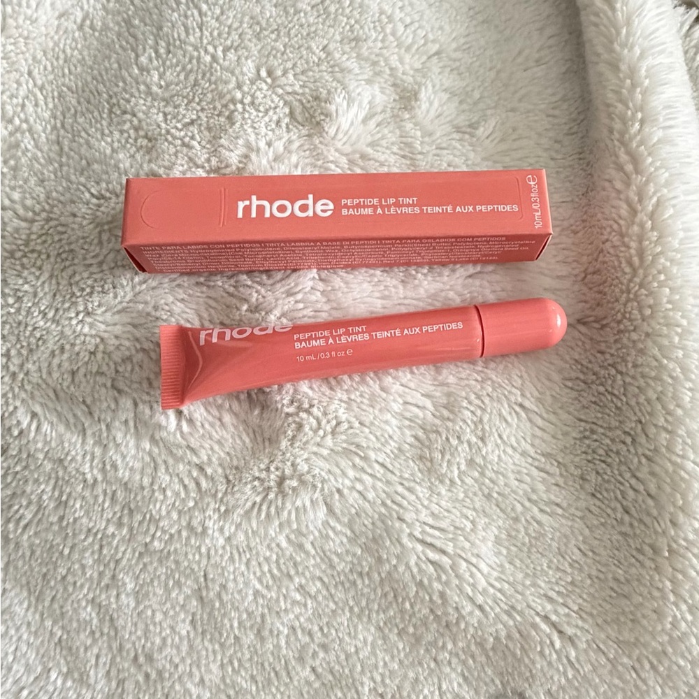RHODE Peptide Lip Tint in Peach Pit